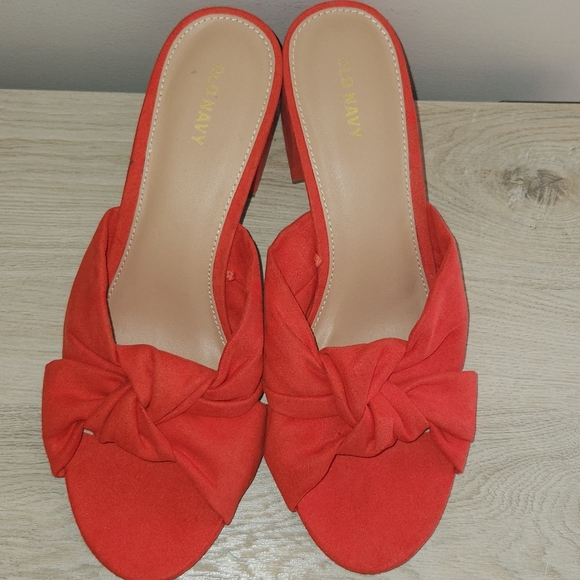 Old Navy Red Faux Suede Slide Knotted‎ Open Toe Block Heel Shoes Size 10 - Picture 1 of 13